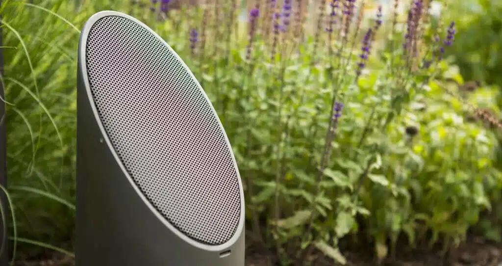 OutdoorSpeakers_closeup (1)